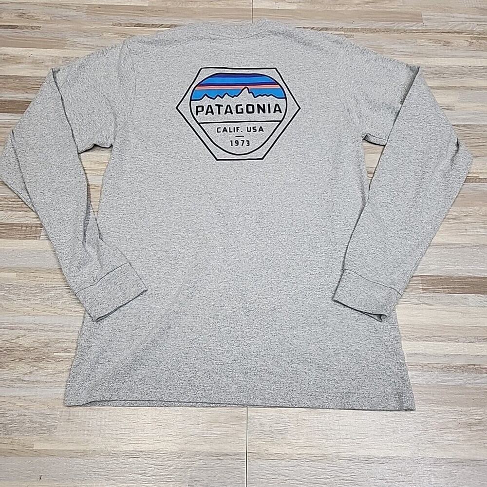 Patagonia Long Sleeve Gray T Shirt Adult Size Small, S